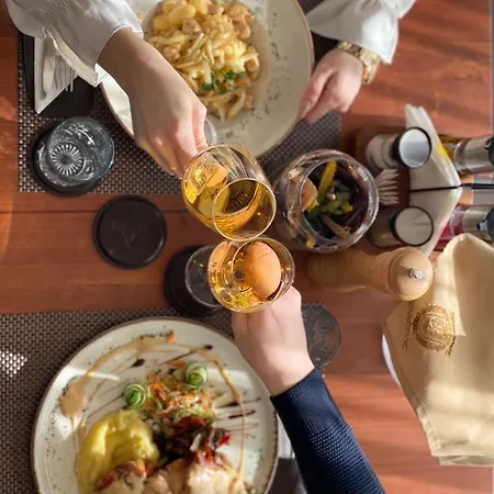 Pensjonat Avenia Restaurant&apartments