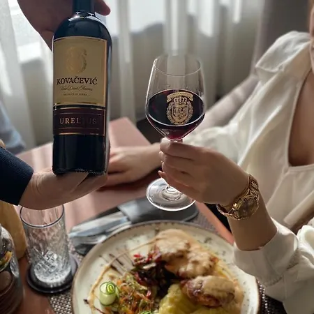 Pensjonat Avenia Restaurant&apartments 4*