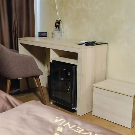 Restaurant & & Avenia 4*