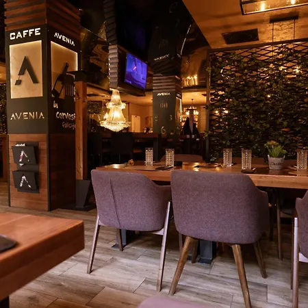 Pensjonat Avenia Restaurant&apartments