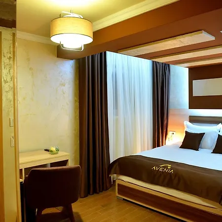 Guest house Restaurant & & Avenia Ruma