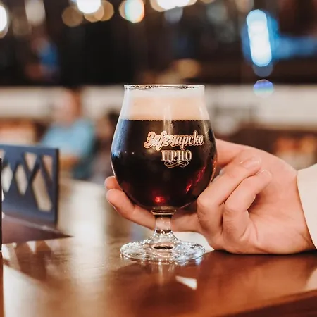 Pensjonat Avenia Restaurant&apartments Ruma