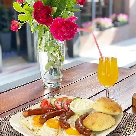 Avenia Restaurant&apartments 4*